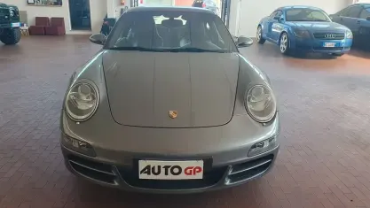 Usata Porsche 911 Carrera 4 325 CV (239 kW) 2007 Grigio Coupé