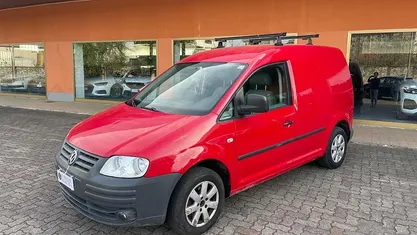 Usata VW Caddy 105 CV (77 kW) 2010 Rosso Monovolume