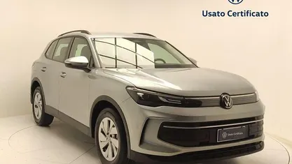 Usata VW Tiguan Life 150 CV (110 kW) 2025 Dolomite silver SUV