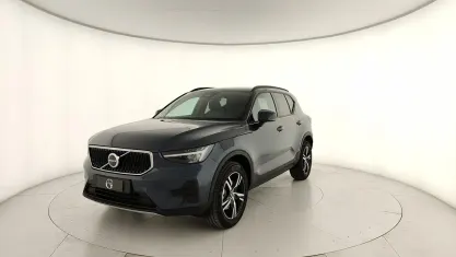 Nuova Volvo XC40 Core 163 CV (119 kW) 2026 Denim blue SUV