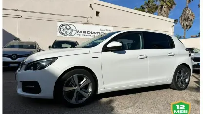 Usata Peugeot 308 Active 131 CV (96 kW) 2020 Bianco Berlina