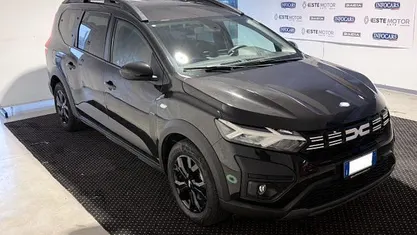 Usata 2022 Dacia Jogger Extreme Monovolume | 15.900 € (Buon prezzo)