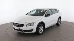 Bianco Usata 2017 Volvo V60 CC Kinetic Station wagon | 14.899 € (Buon prezzo)