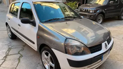 Usata Renault Clio II Expression+ 65 CV (47 kW) 2002 Bianco Berlina