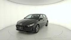 Grigio scuro Usata 2024 Hyundai i20 Monovolume | 16.900 € (Ottimo prezzo)