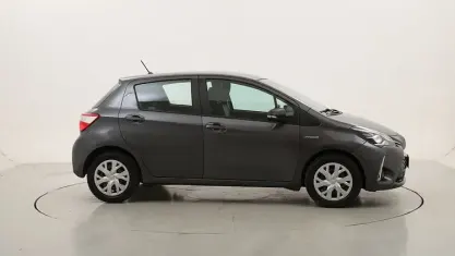 Gebraucht Toyota Yaris Hybrid Business Edition 101 PS (74 kW) 2018 Kleinwagen