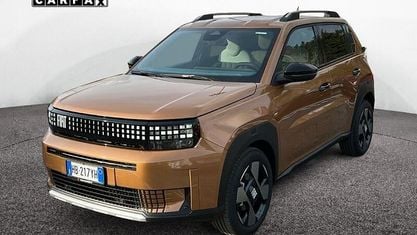 Nuova Fiat Grande Panda La Prima 110 CV (80 kW) 2025 Grigio Utilitaria