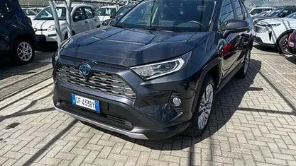 Usata Toyota RAV4 Hybrid Lounge 222 CV (163 kW) 2021 SUV