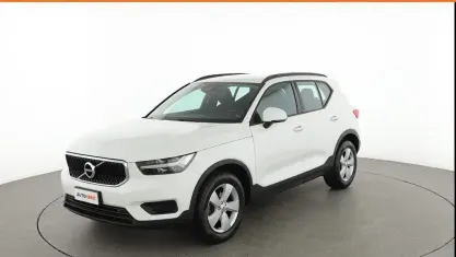 Usata Volvo XC40 163 CV (119 kW) 2019 Bianco SUV