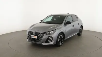 Usata Peugeot 208 Allure 101 CV (74 kW) 2024 Grigio Utilitaria