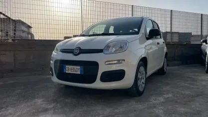 Usata Fiat Panda Easy 69 CV (50 kW) 2020 Bianco Utilitaria