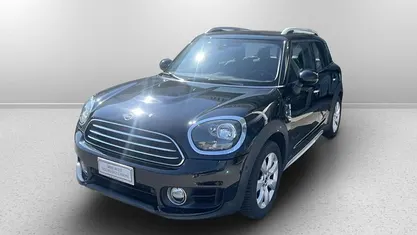 Midnight black metallic Usata 2018 Mini Cooper Countryman SUV | 18.500 € (Buon prezzo)