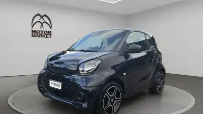 Usata Smart ForTwo Electric Drive Passion 41 kW (56 CV) 2021 Nero / black Berlina