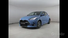 Blu Usata 2021 Toyota Yaris Hybrid Trend Tre volumi | 16.400 € (Buon prezzo)