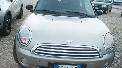 Usata Mini Cooper Chili 120 CV (88 kW) 2007 Marrone Utilitaria