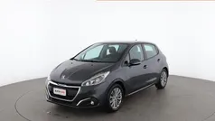 Grigio Usata 2016 Peugeot 208 Active Due volumi | 8299 € (Buon prezzo)
