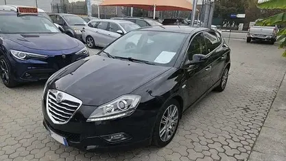 Nero Usata 2014 Lancia Delta Gold Due volumi | 5990 € (Buon prezzo)