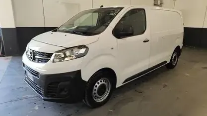 Usata Opel Vivaro Enjoy 102 CV (75 kW) 2023 Bianco Monovolume