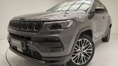 Usata Jeep Compass Summit 131 CV (96 kW) 2025 Grigio SUV