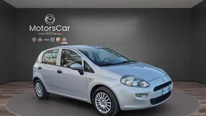 Grigio Usata 2018 Fiat Punto Street Tre volumi | 6500 € (Buon prezzo)