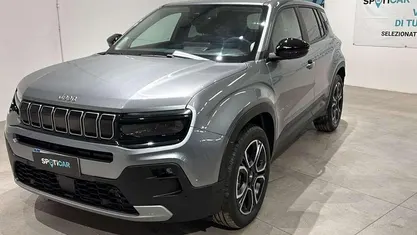 Usata 2025 Jeep Avenger Summit SUV | 25.500 € (Buon prezzo)