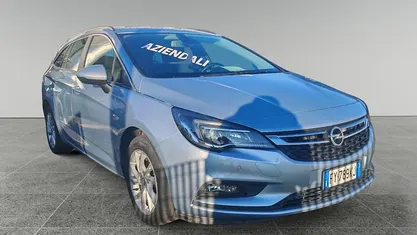 Usata Opel Astra Business 110 CV (80 kW) 2019 Grigio Station wagon