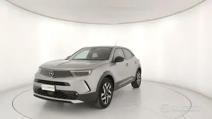 Usata Opel Mokka Elegance 101 CV (74 kW) 2023 Grigio SUV