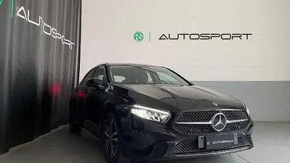 Usata Mercedes A180 Advanced 116 CV (85 kW) 2023 Nero Berlina