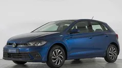 Reef blue Usata 2023 VW Polo Life Tre volumi | 20.500 € (Buon prezzo)