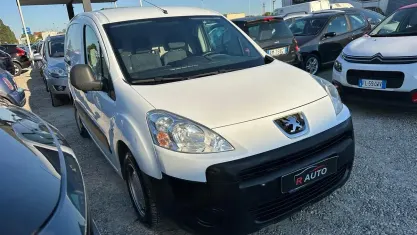 Usata Peugeot Partner Tepee Active 90 CV (66 kW) 2012 Bianco Monovolume