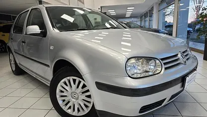 Usata VW Golf IV 75 CV (55 kW) 2001 Grigio Berlina