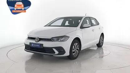 Usata 2023 VW Polo Life Tre volumi | 18.000 € (Buon prezzo)
