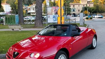 Usata Alfa Romeo Spider 150 CV (110 kW) 1996 Cabrio
