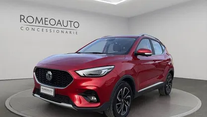 Usata MG ZS Luxury 111 CV (81 kW) 2024 Bordeaux SUV