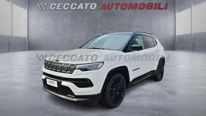 Bianco Usata 2024 Jeep Compass SUV | 28.392 € (Buon prezzo)