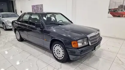 Usata Mercedes 190 109 CV (80 kW) 1990 Berlina