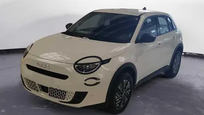 Nuova Fiat 600 110 CV (80 kW) 2025 Antidote white SUV