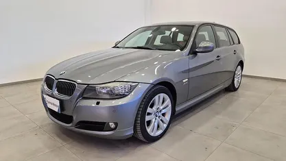 Usata BMW 320 184 CV (135 kW) 2010 Grigio Station wagon