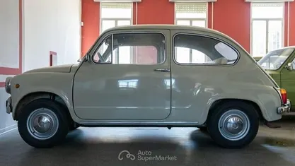 Usata Fiat 750 33 CV (24 kW) 1967 Berlina