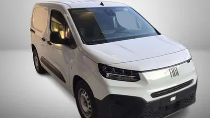 Usata 2025 Fiat Doblò Monovolume | 17.900 €