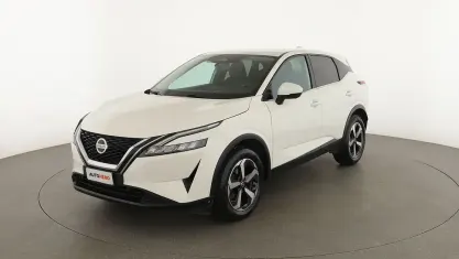 Usata Nissan Qashqai N-Connecta 140 CV (102 kW) 2022 Bianco SUV