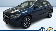 Blu metallizzato Usata 2021 Mercedes GLA250 SUV | 32.400 € (Ottimo prezzo)
