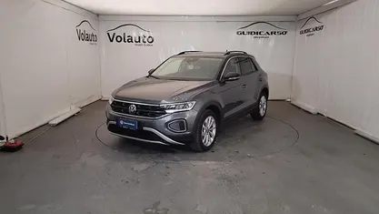 Begagnad VW T-Roc Edition 116 HK (85 kW) 2024 Grå SUV