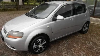 Usata Chevrolet Kalos SE 72 CV (52 kW) 2008 Grigio Berlina