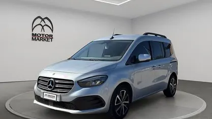 Occasion Mercedes 180 Premium 116 ch (85 kW) 2023 Gris Berline
