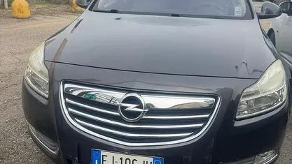Usata Opel Insignia 160 CV (117 kW) 2011 Gray Station wagon