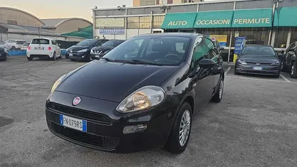 Nero Usata 2018 Fiat Punto Tre volumi | 6999 € (Buon prezzo)