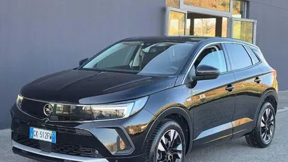 Usata Opel Grandland X Business Elegance 131 CV (96 kW) 2022 Nero SUV