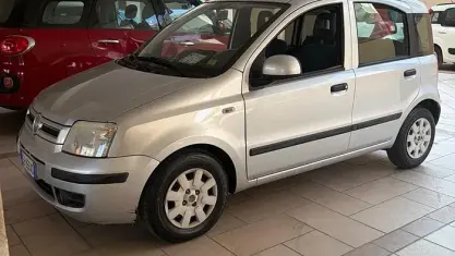 Usata Fiat Panda Dynamic 60 CV (44 kW) 2010 Grigio Utilitaria