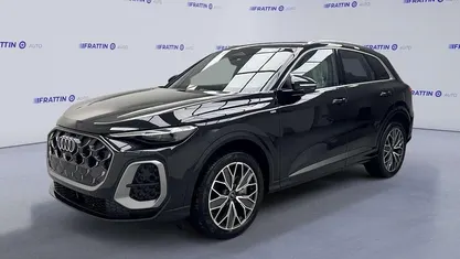 Usata Audi Q5 S-Line 228 CV (167 kW) 2024 Grigio scuro SUV